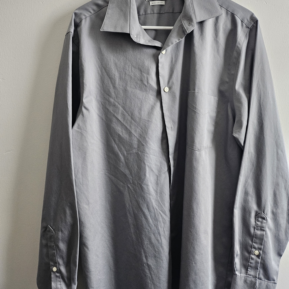 Van Heusen Men's Casual Gray Button Down Shirt